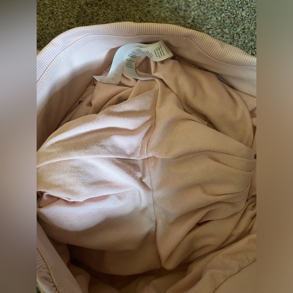 Lululemon Beyond the Studio Joggers size 8 - Picture 4 of 7